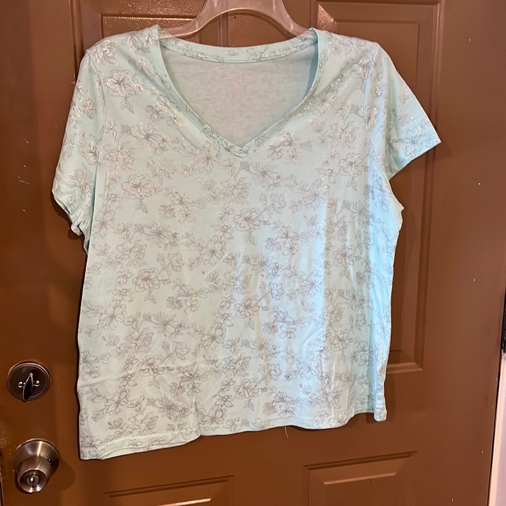 Ava & Viv Top